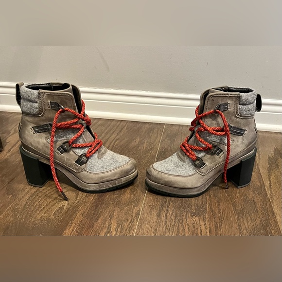 Sorel
Women's Blake Waterproof Block High-Heel Booties - Picture 6 of 13